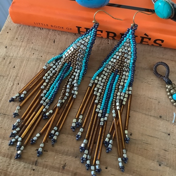 Bohemian Boho Turquoise Costume Jewelry Bundle 3 Bracelets, 1 Pair Long Earrings - Picture 3 of 5